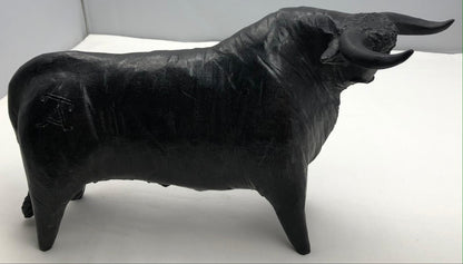 French Mid-Century Carved Earthenware Bull Sculpture Signed Tali, 1970s — detail 10