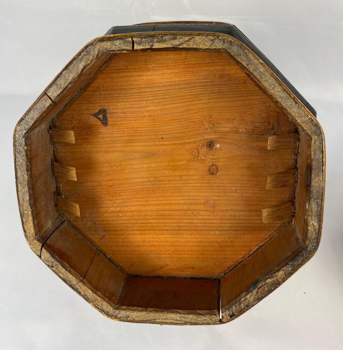 Antique Chinese Lunch Box with Carved Handle — detail 7