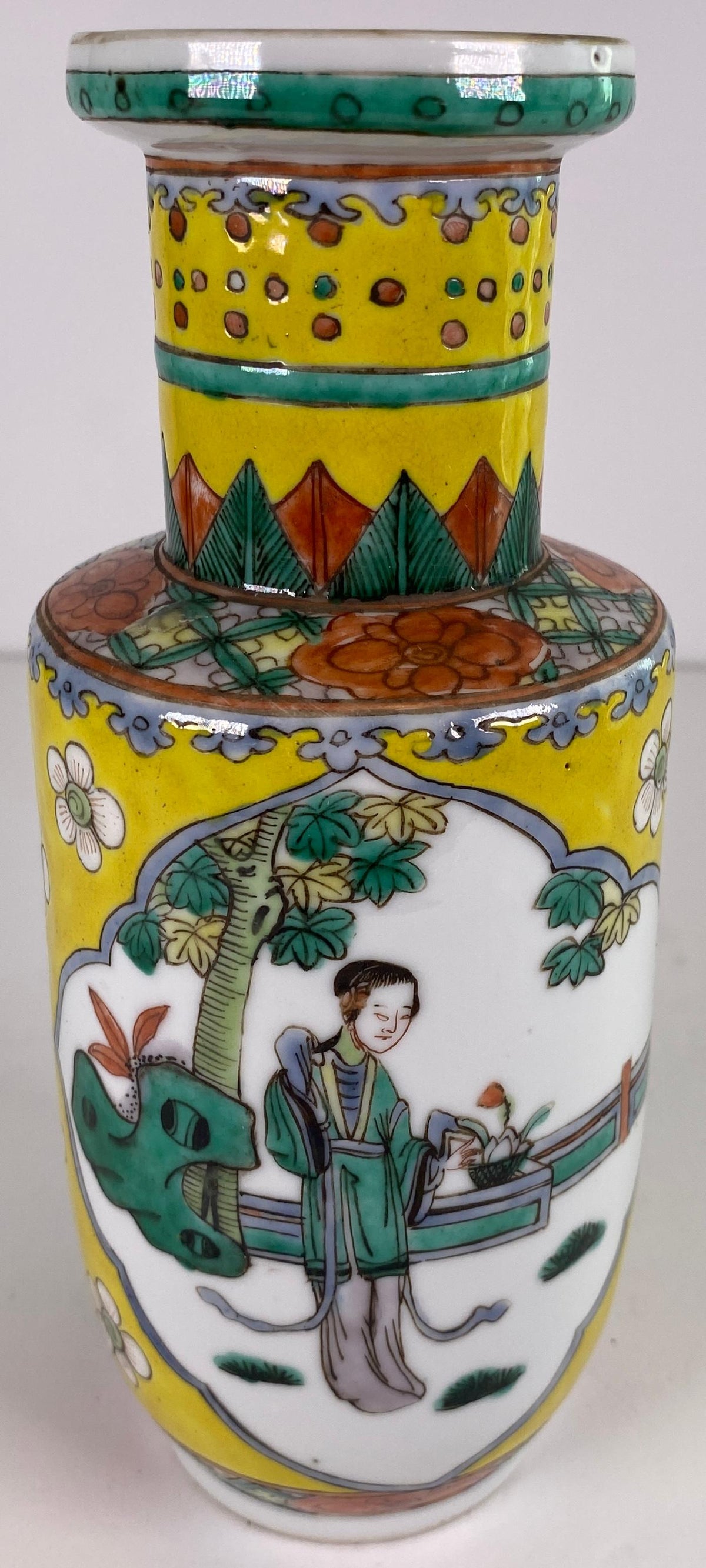 Chinese Famille Jaune Porcelain Vase with Figural Panels, Qianlong Mark, 20th C. — detail 6