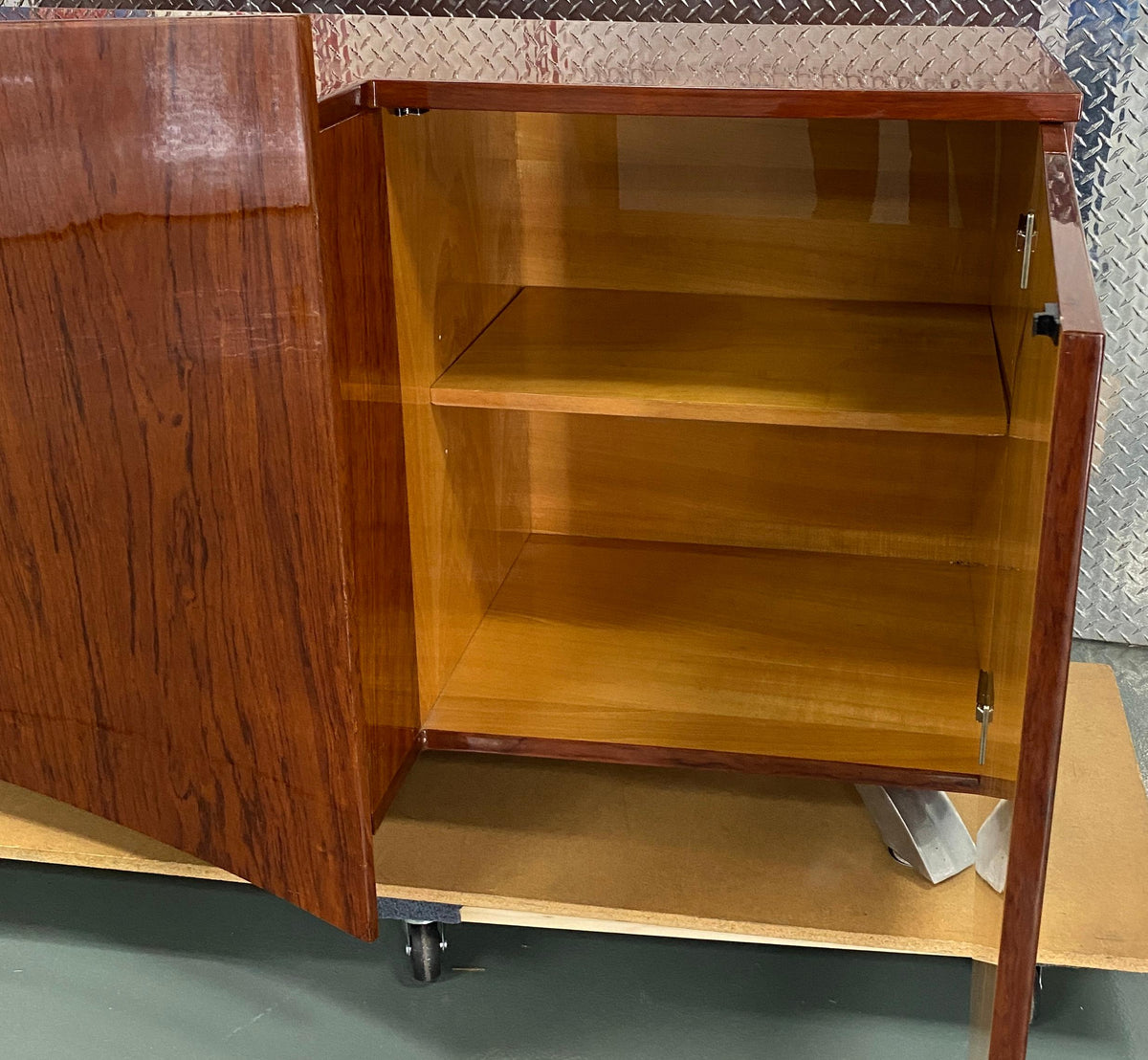 Mid Century Modern Rosewood Sideboard Buffet, Large Credenza by Dakota Jackson — detail 14