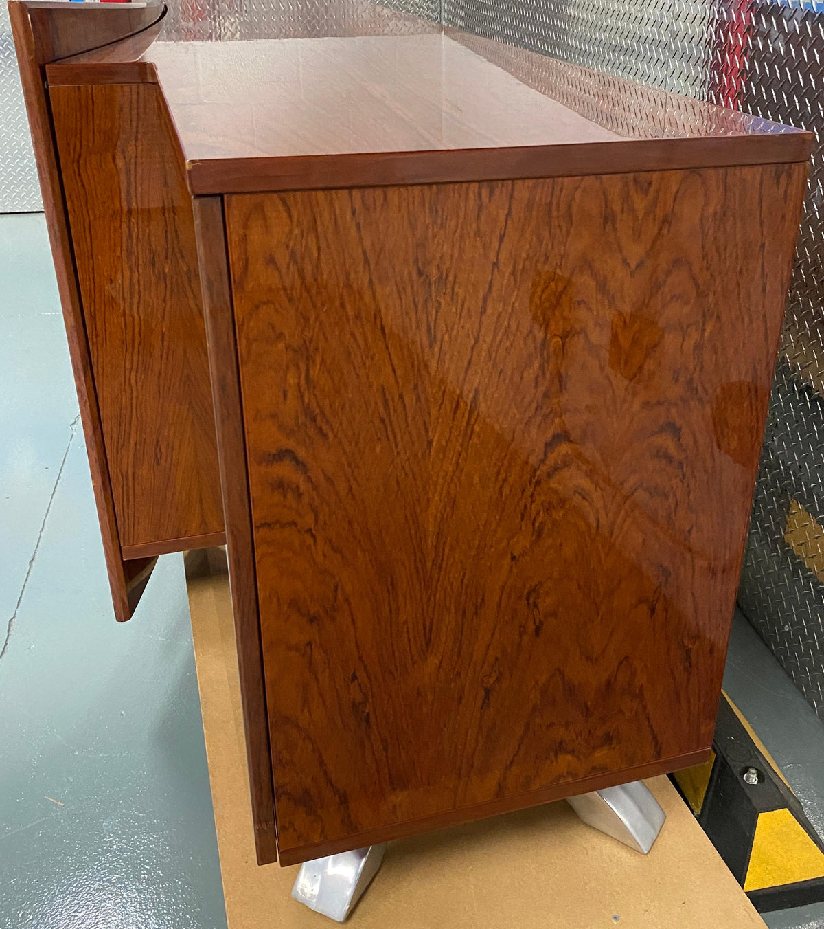 Mid Century Modern Rosewood Sideboard Buffet, Large Credenza by Dakota Jackson — detail 7