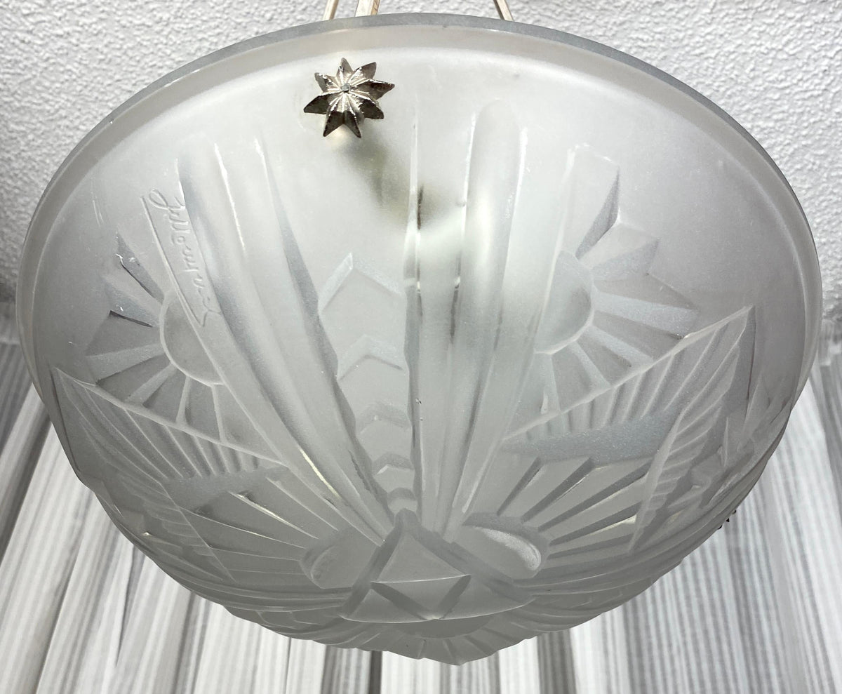 French Art Deco Pendant Chandelier in the manner of Degue — detail 3
