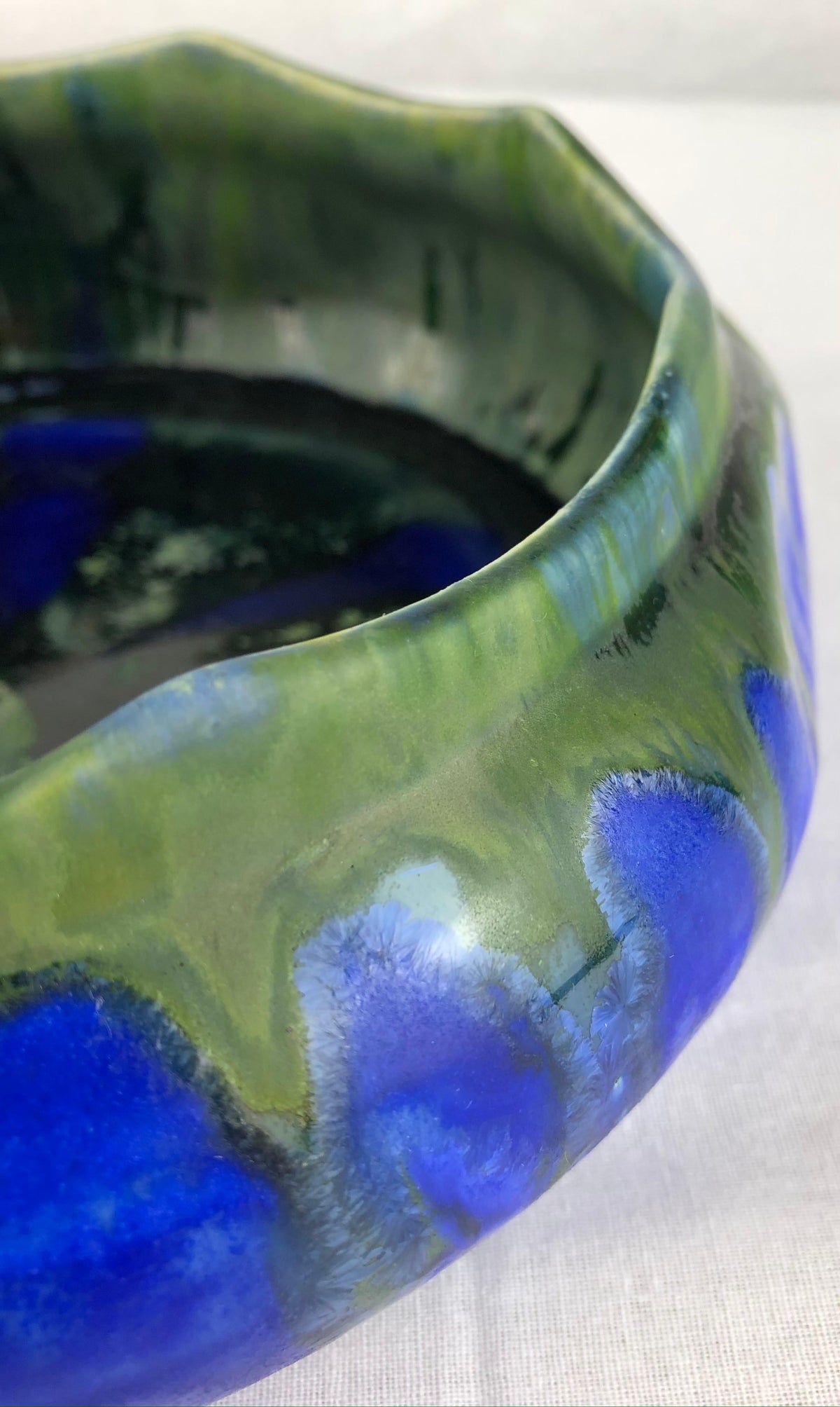 French Art Deco Ceramic Bowl, Signed Gilbert Menetier — detail 2