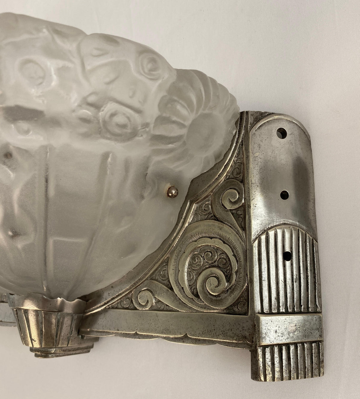 Pair of French Art Deco Wall Sconces in the Style of Degue — detail 4
