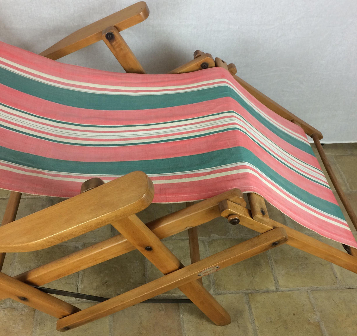 Ergelax Mid-Century Folding Canvas Lounge Chair — detail 7