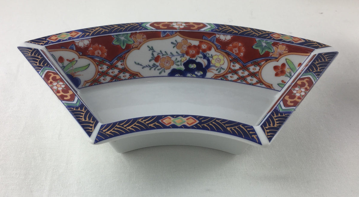 Imari Octagonal Shaped Serving Dish Comprised of 5 Bowls — detail 4