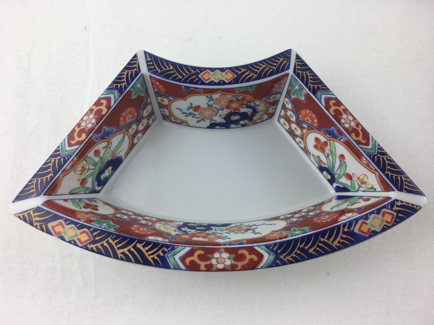 Imari Octagonal Shaped Serving Dish Comprised of 5 Bowls — detail 3