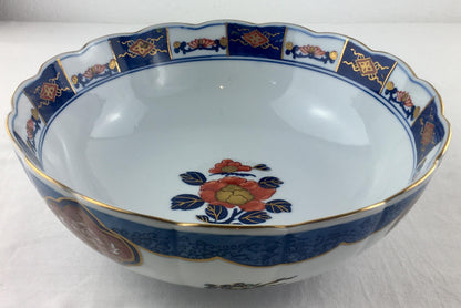 Japanese Imari Porcelain Bowl — detail 10