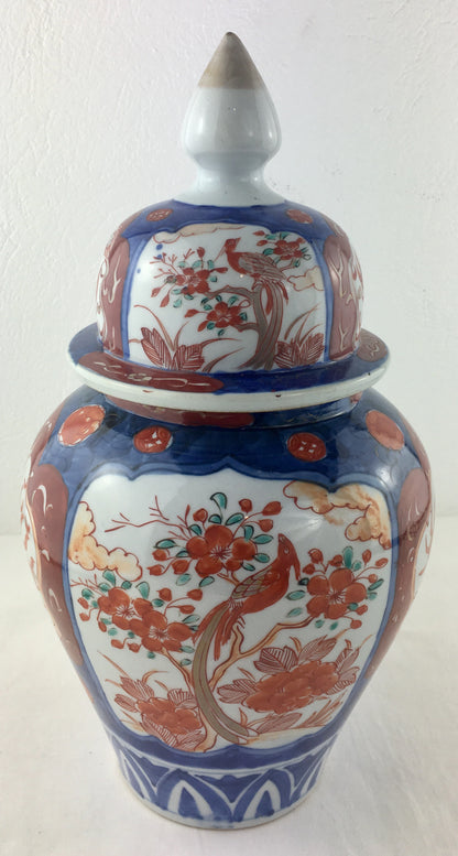 19th Century Japanese Imari Temple Jar and Lid — detail 5