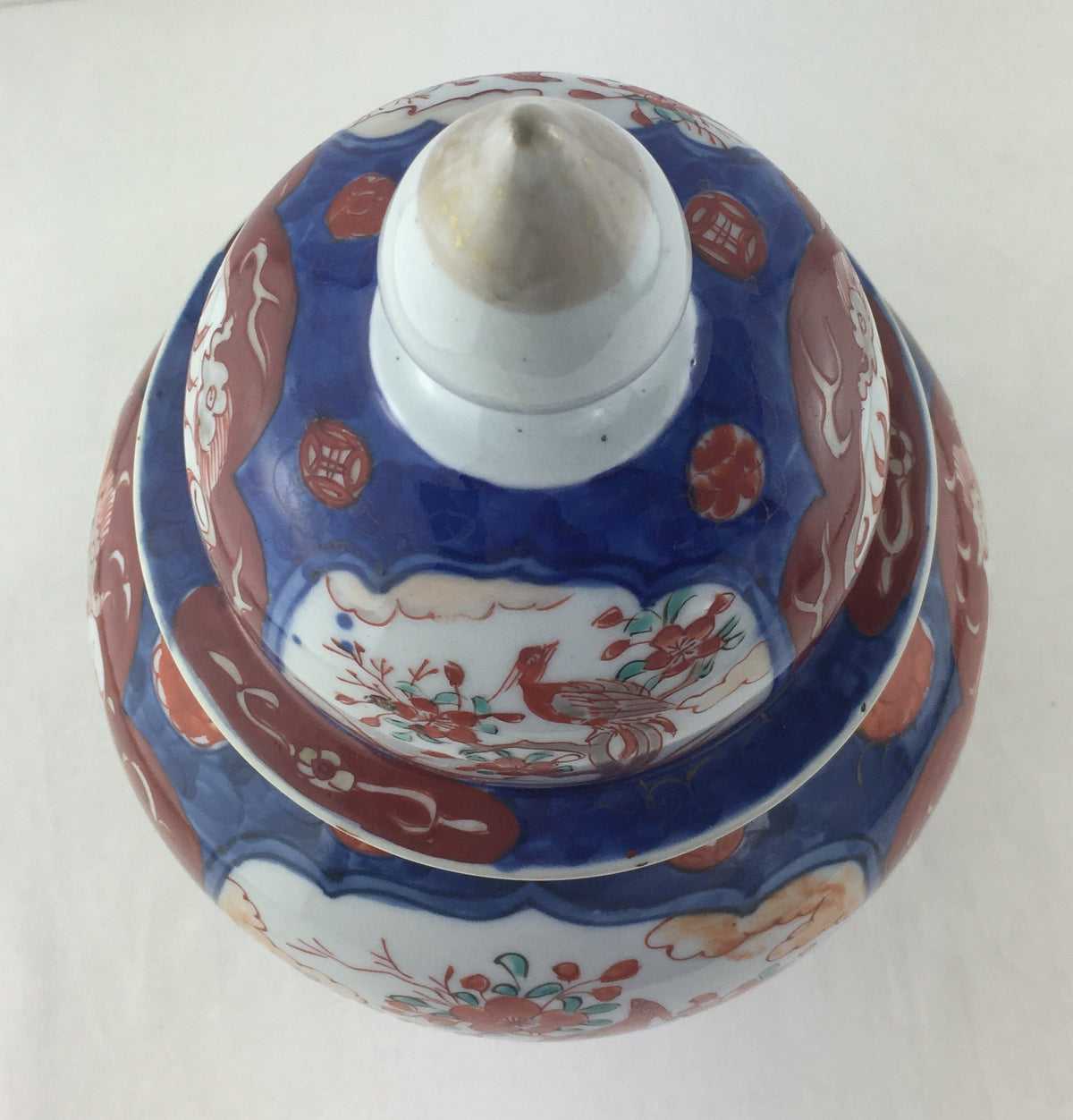 19th Century Japanese Imari Temple Jar and Lid — detail 2