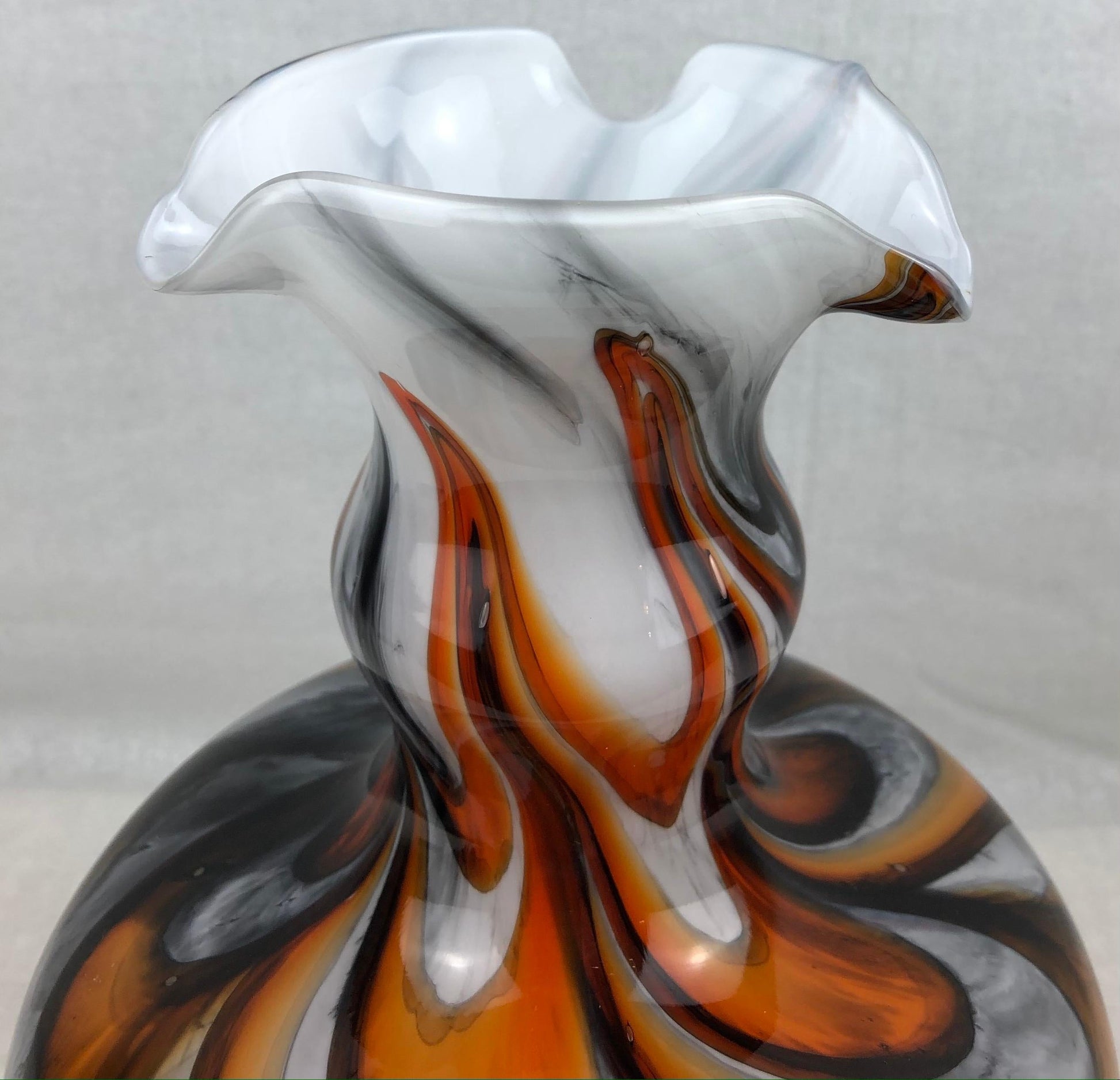 Murano Art Glass Vase with Swirl Designs, Brown White Orange — detail 5