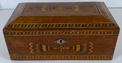 Italian Marquetry Inlaid Wooden Jewelry Box, Geometric Sorrento Style, Mid-20th — detail 4