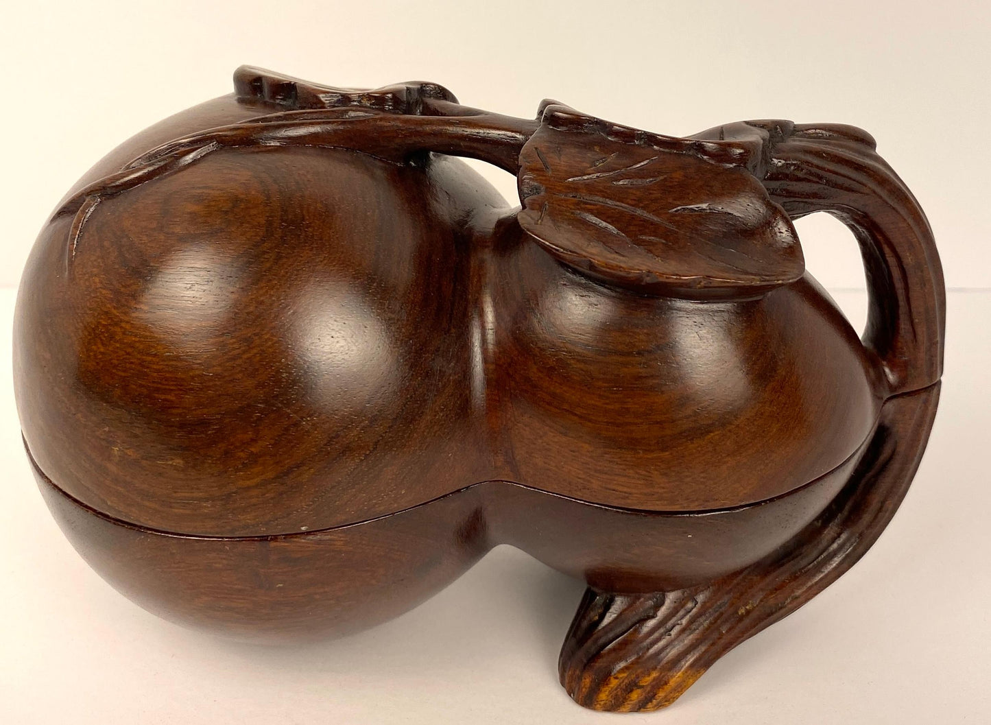 Japanese Art Deco Style Trinket Box or Hand-Carved Rosewood Jewelry Box — detail 4