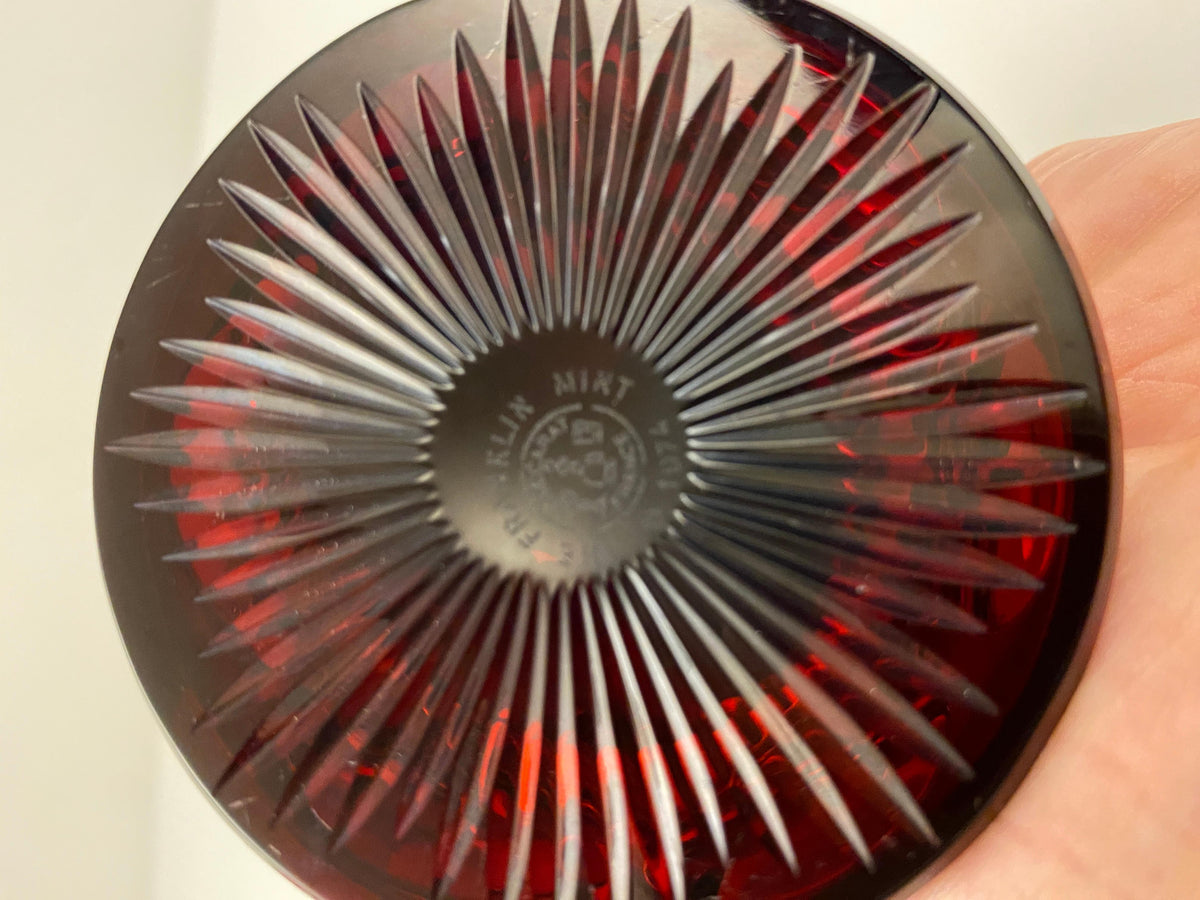 Baccarat Paperweight — detail 5
