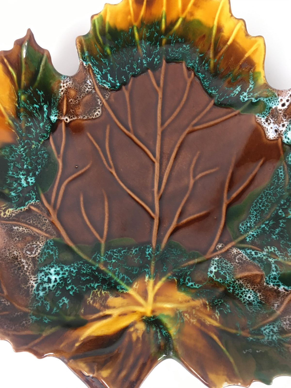 Midcentury Vallauris Majolica Ceramic Platter — detail 4