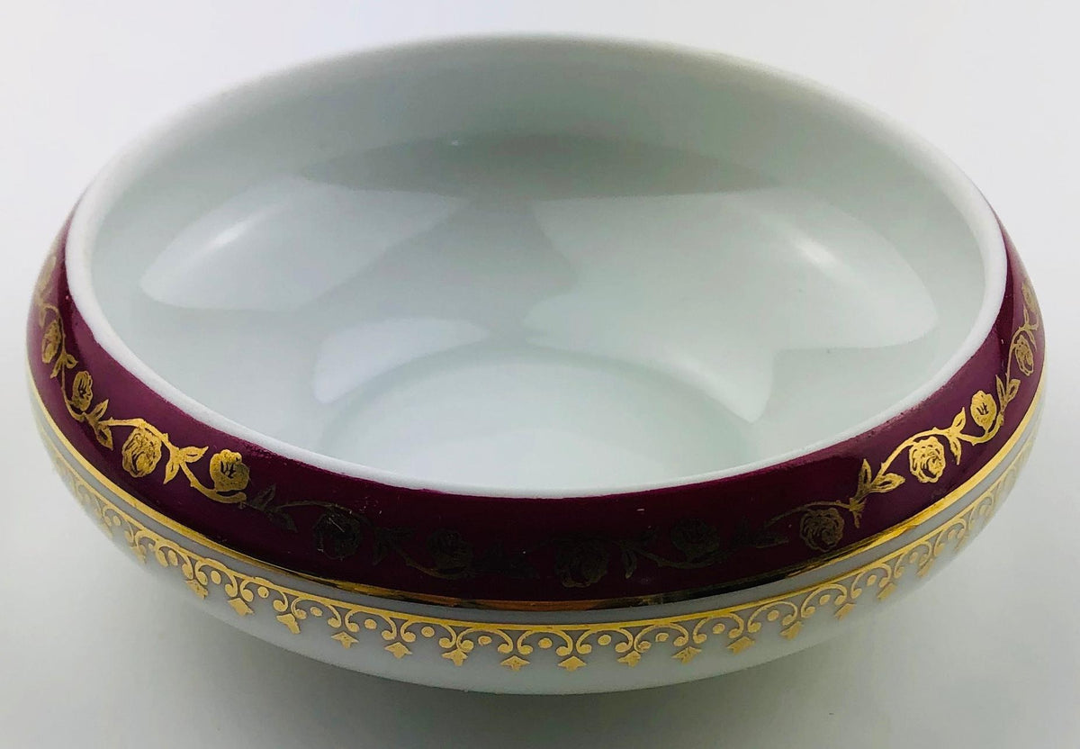 French Limoges Hand Painted Gold Trim Trinket Jewelry Box or Candy Dish — detail 5