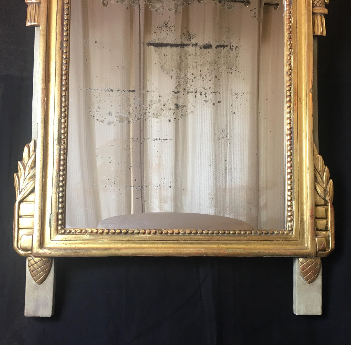 Elegant French Louis XVI Style Mirror — detail 5