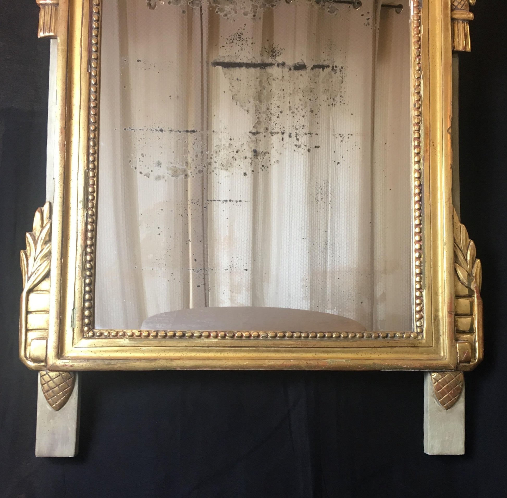 Elegant French Louis XVI Style Mirror — detail 5