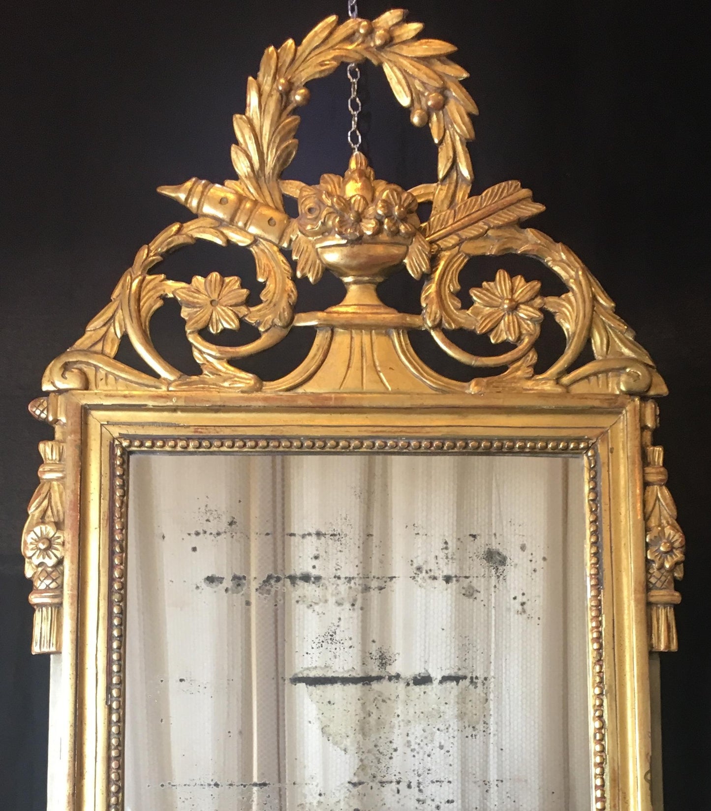 Elegant French Louis XVI Style Mirror — detail 3
