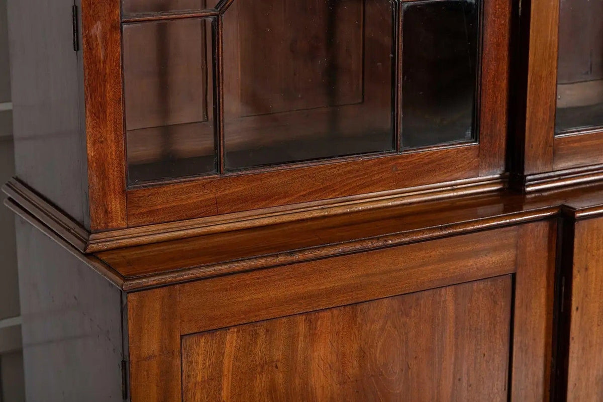 Monumental English George III Breakfront Library Bookcase — detail 9