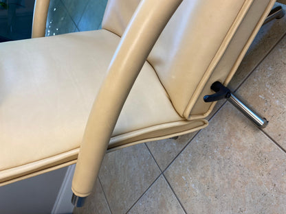 Creme Color Leather Lounge Chair, Mensana JR 7260 Armchair by Jori — detail 4