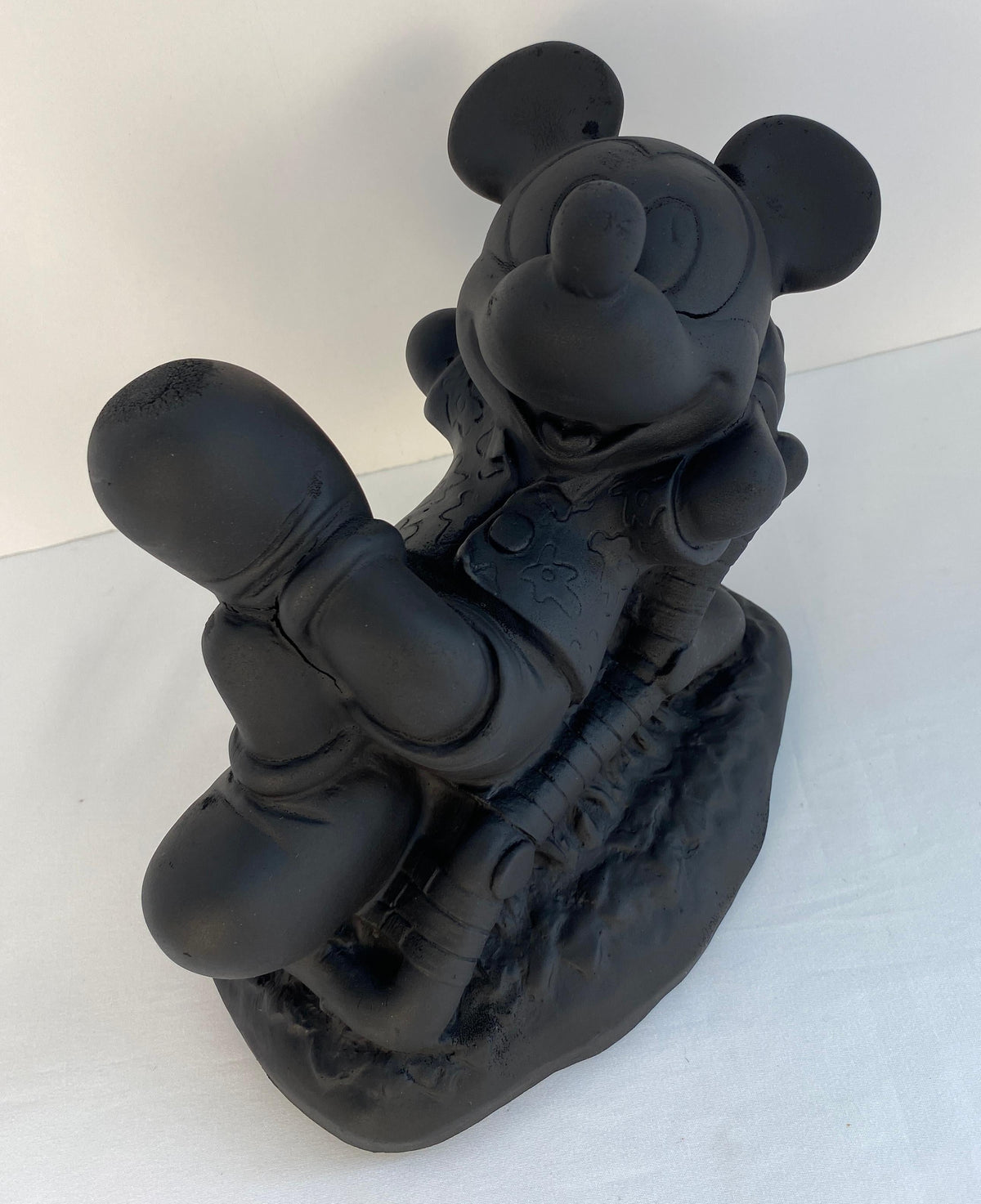 Vintage Disney Mickey Mouse Statue — detail 3