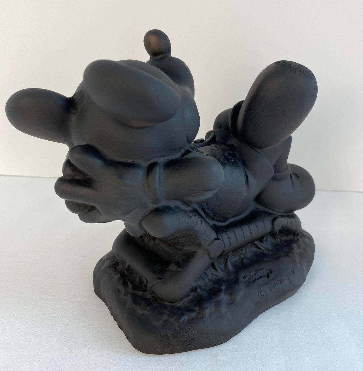 Vintage Disney Mickey Mouse Statue — detail 4
