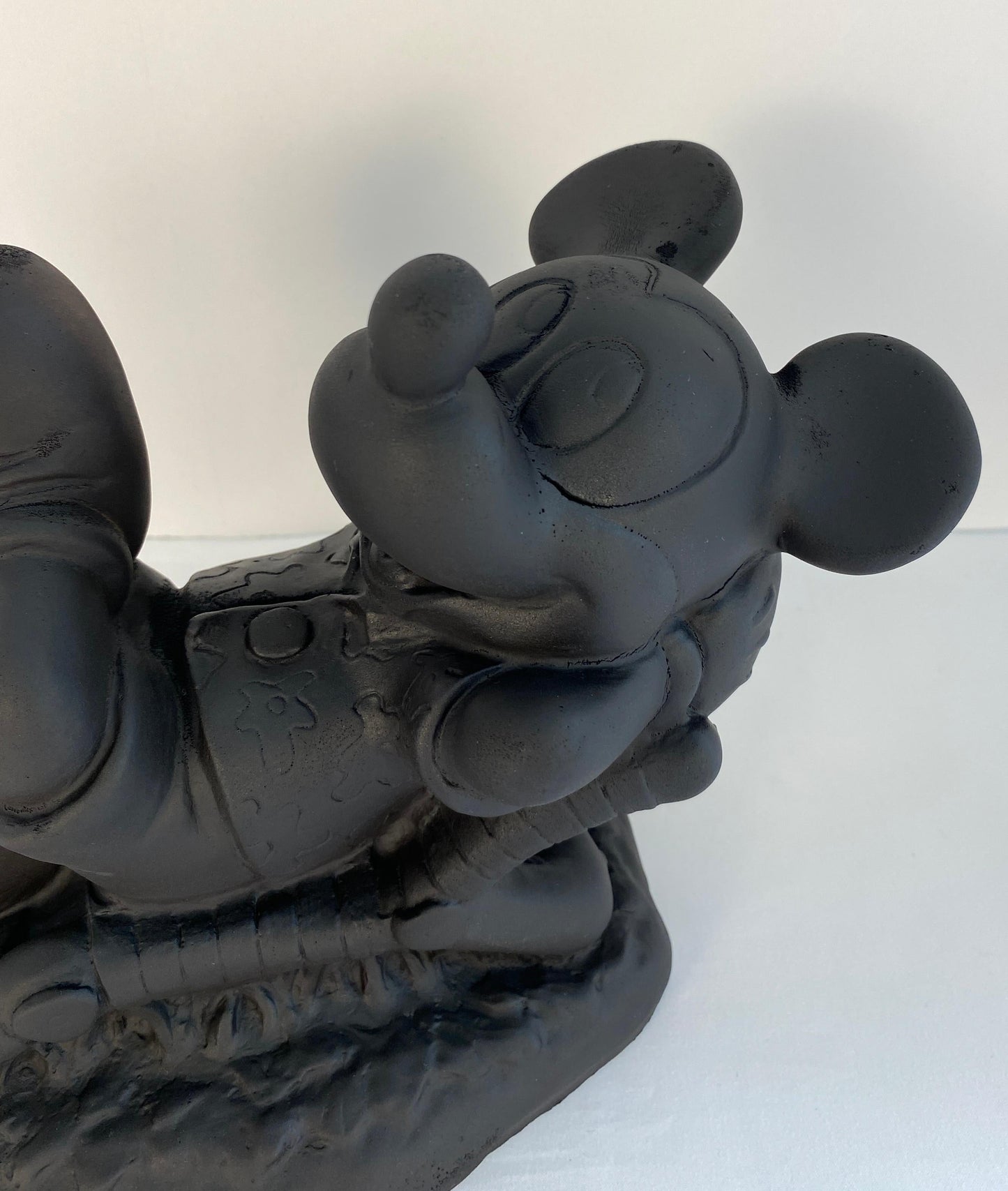 Vintage Disney Mickey Mouse Statue — detail 7