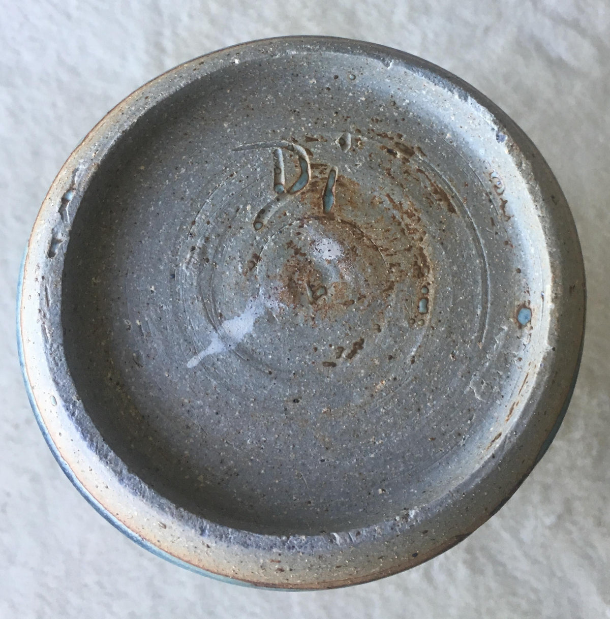 American Midcentury Studio Pottery Vase, Signed — detail 10