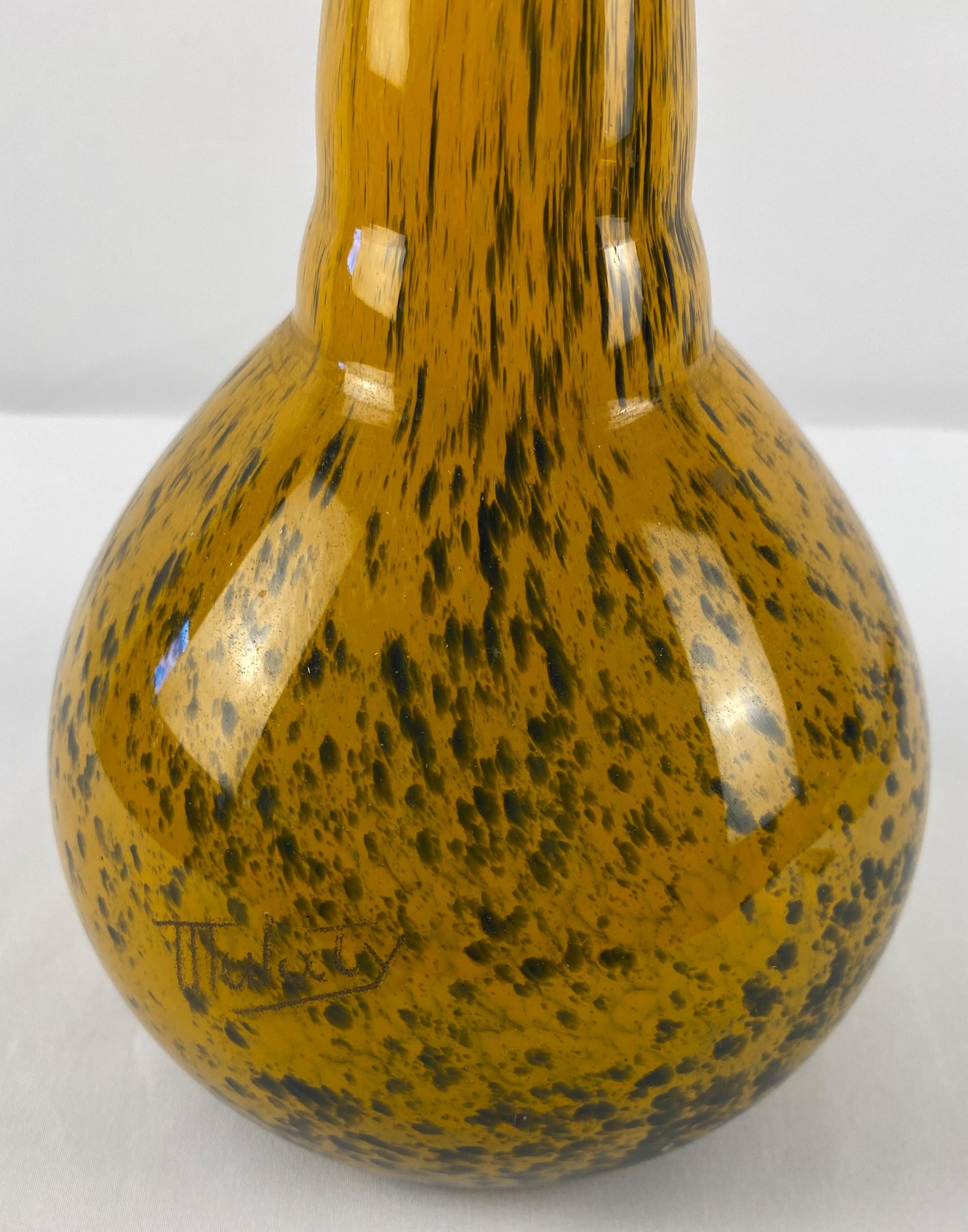 Mulaty Art Glass Stem Vase Yellow Gold Black Specked — detail 5