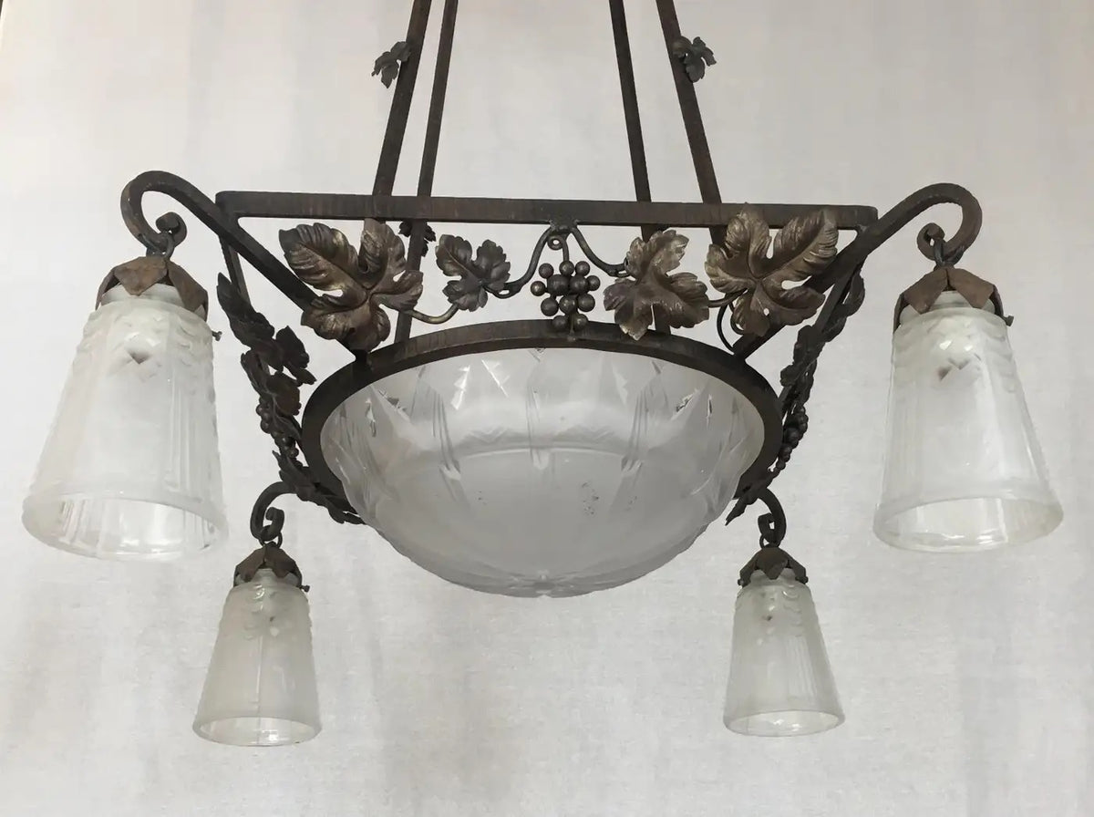 Muller Frères French Art Deco Chandelier, Signed Wrought Iron and Glass — detail 9