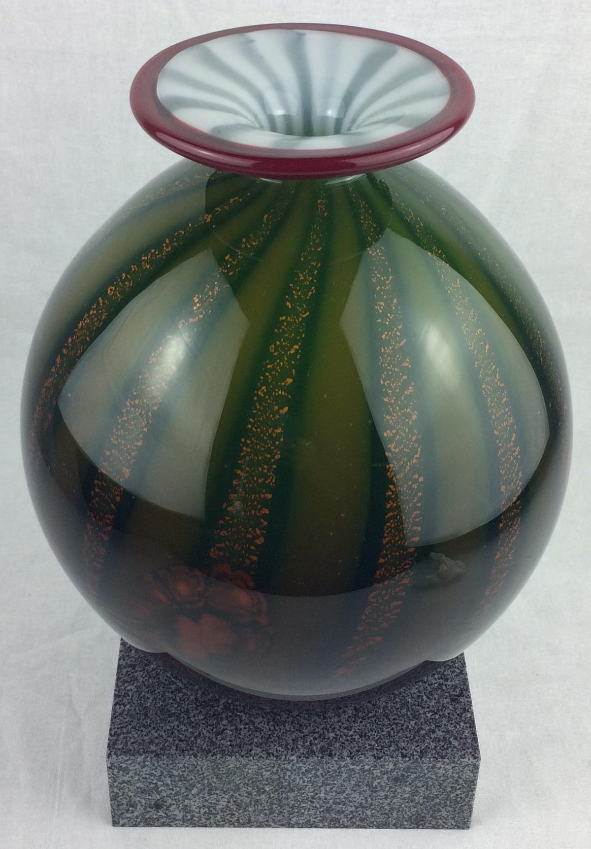 Barovier and Toso Murano Multicolored Aventurine Art Glass Vase Marble Base — detail 4