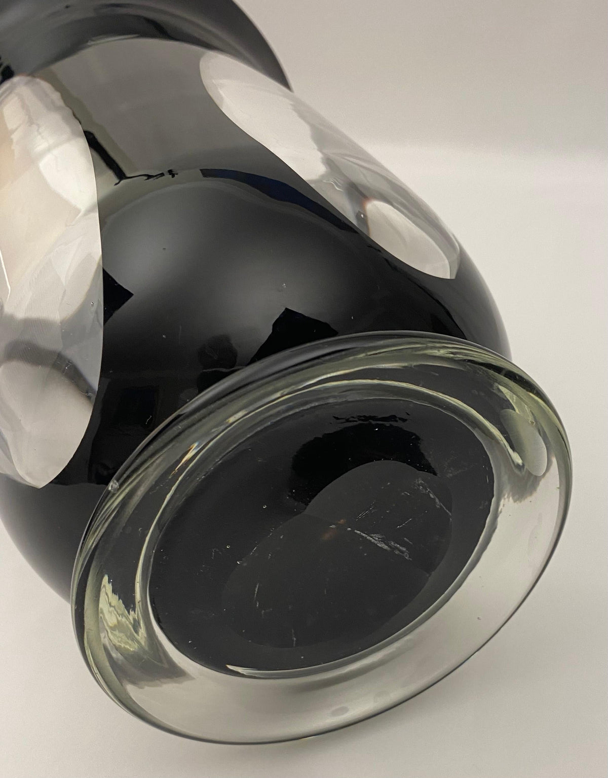 Murano Black and Clear Art Glass Vase — detail 3