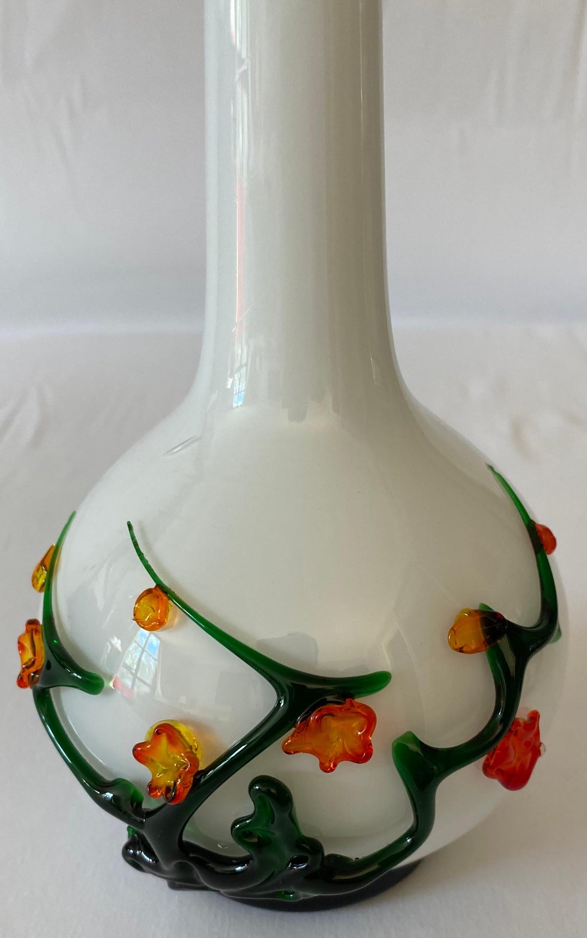 Murano White Blown Glass Flower Vase — detail 2