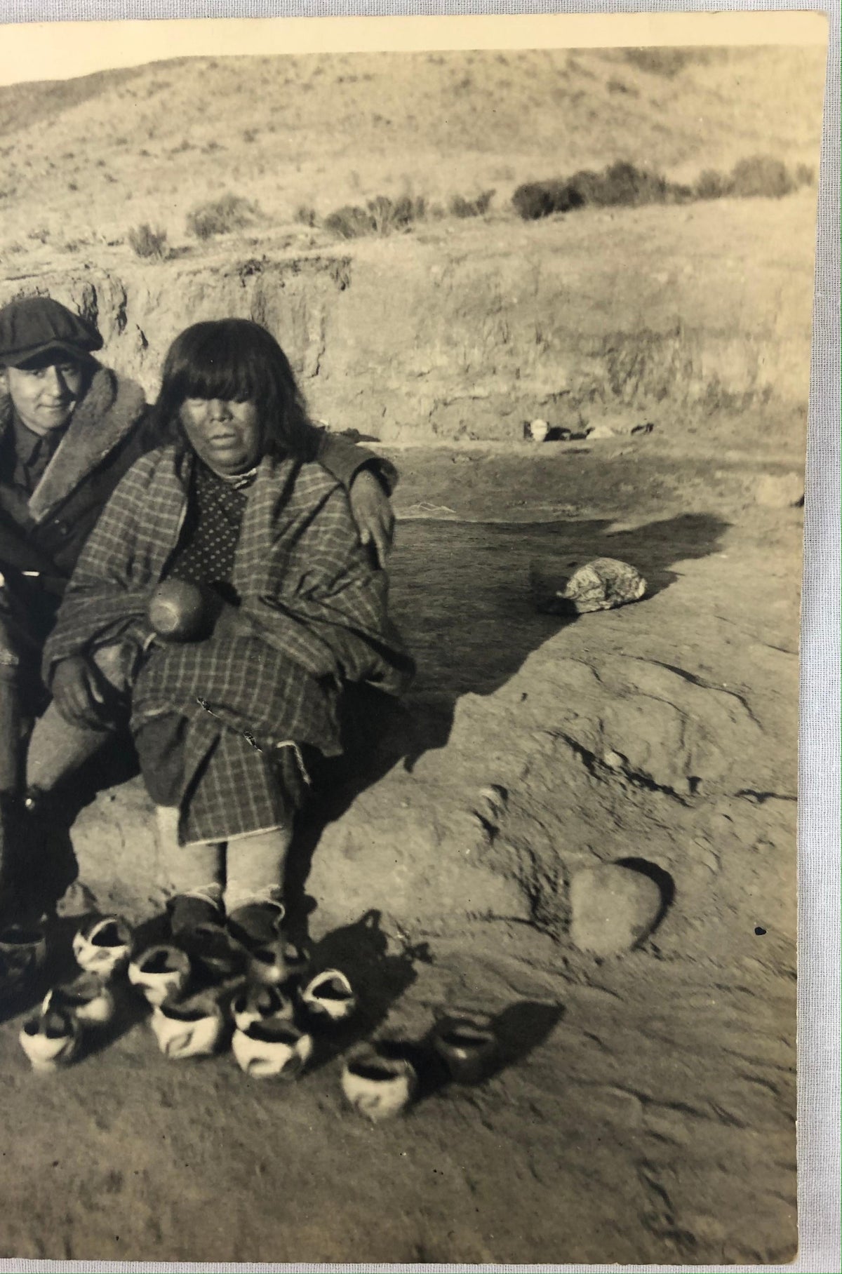 Historical B/W Photograph of Native American Navajo Pottery Makers — detail 9