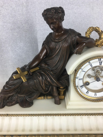 19th Century Neoclassical Gilded Bronze and White Marble Mantel Clock Set — detail 3