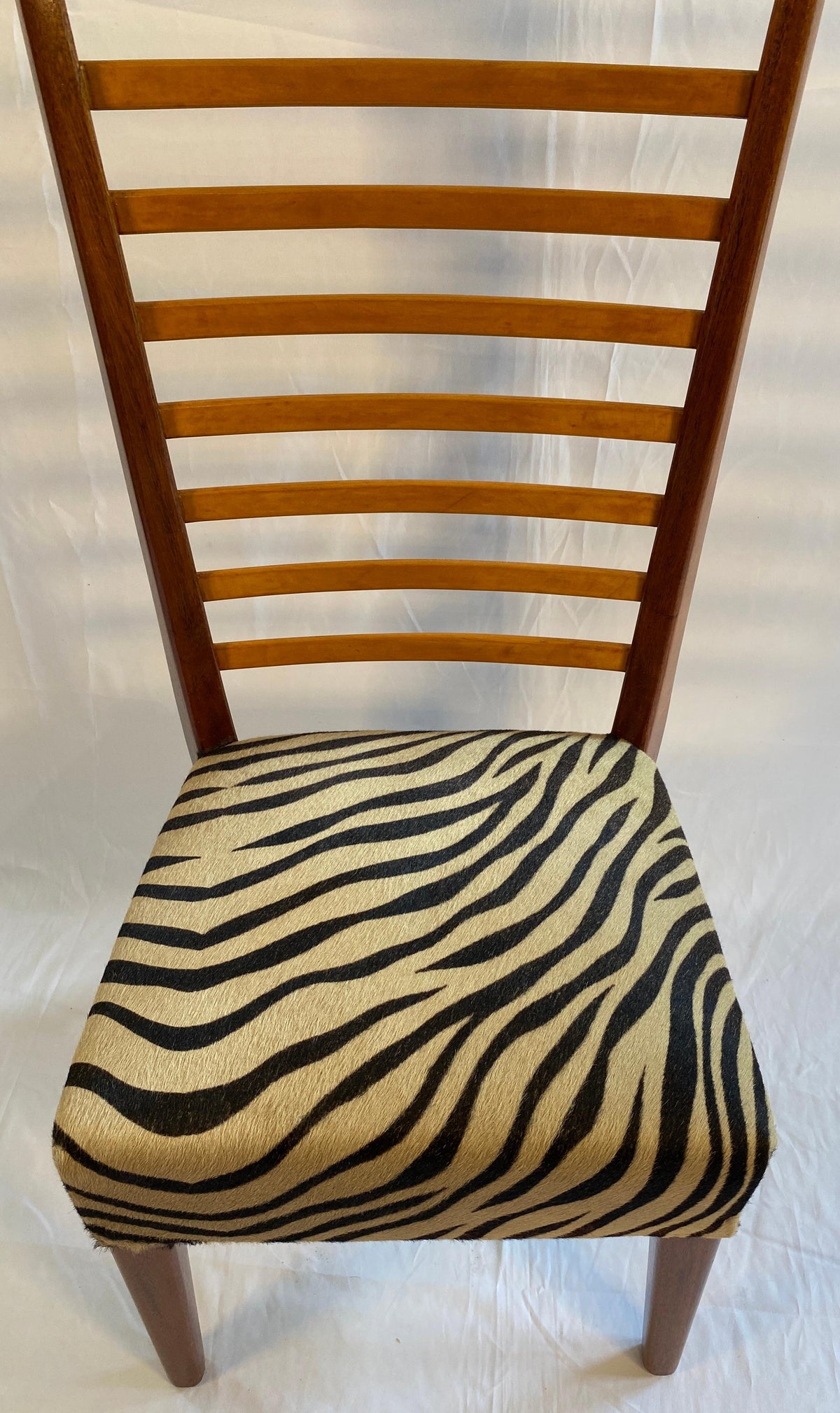 Important Italian Mid-Century Dining Table with 6 Chairs style of Paolo Buffa — detail 16