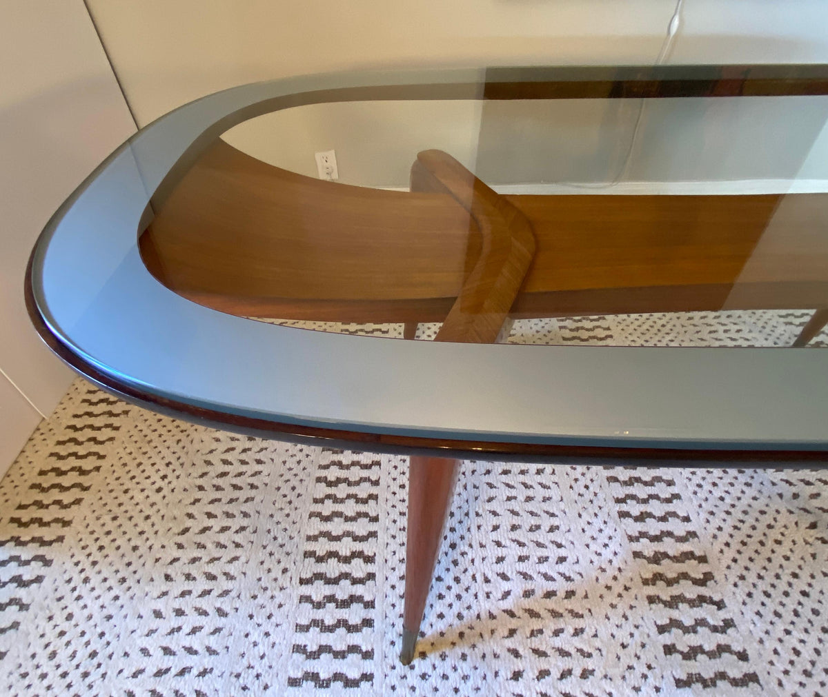 Important Italian Mid-Century Dining Table with 6 Chairs style of Paolo Buffa — detail 5
