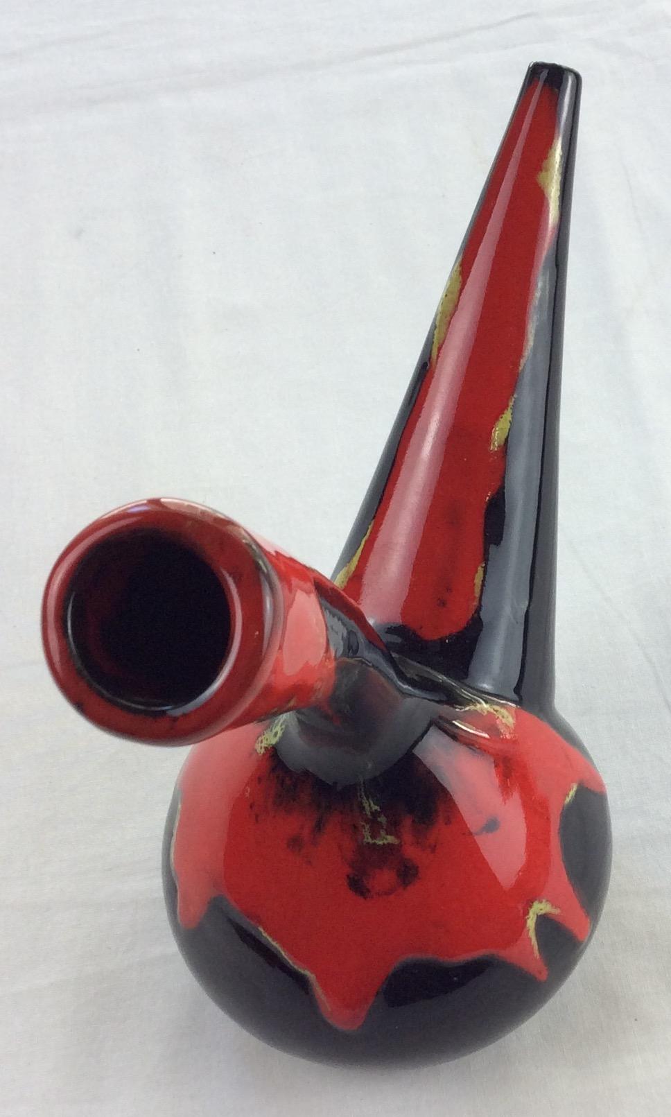 Midcentury Oil Vessel from Perpignan France, Black Red and Yellow — detail 5