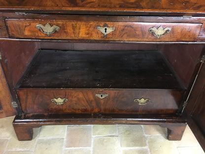 Fine English Queen Anne Walnut Bookcase with Secretary Desk — detail 18