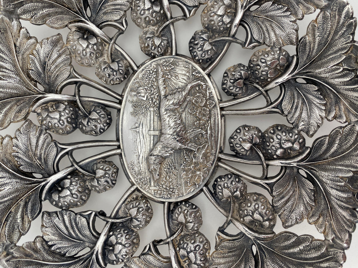 Reed and Barton Sculpted Bowl, Silver Plated Dish with Dog — detail 7