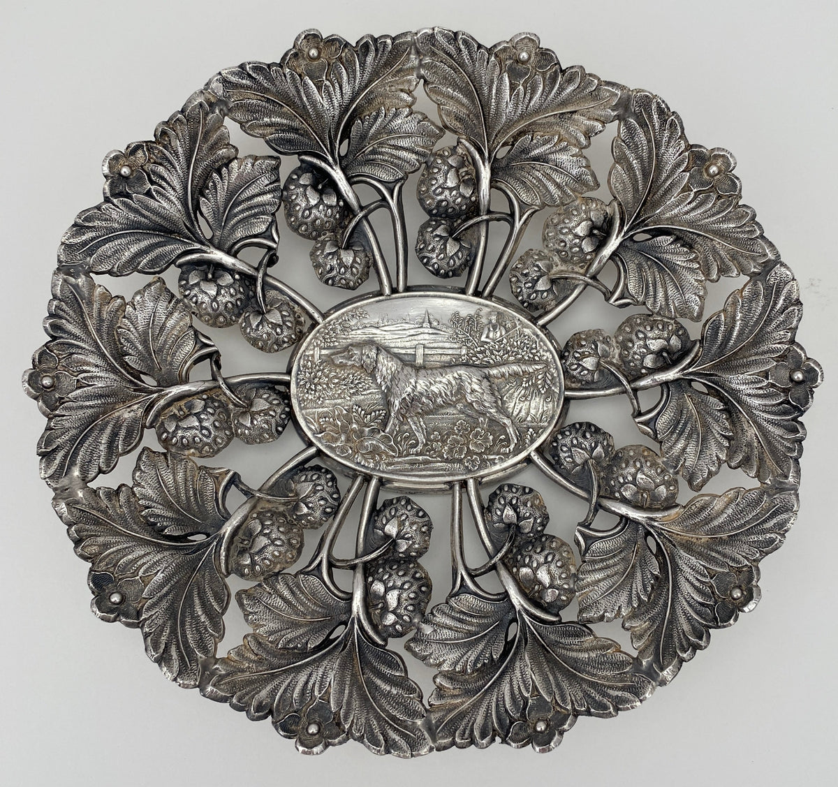 Reed and Barton Sculpted Bowl, Silver Plated Dish with Dog — detail 2