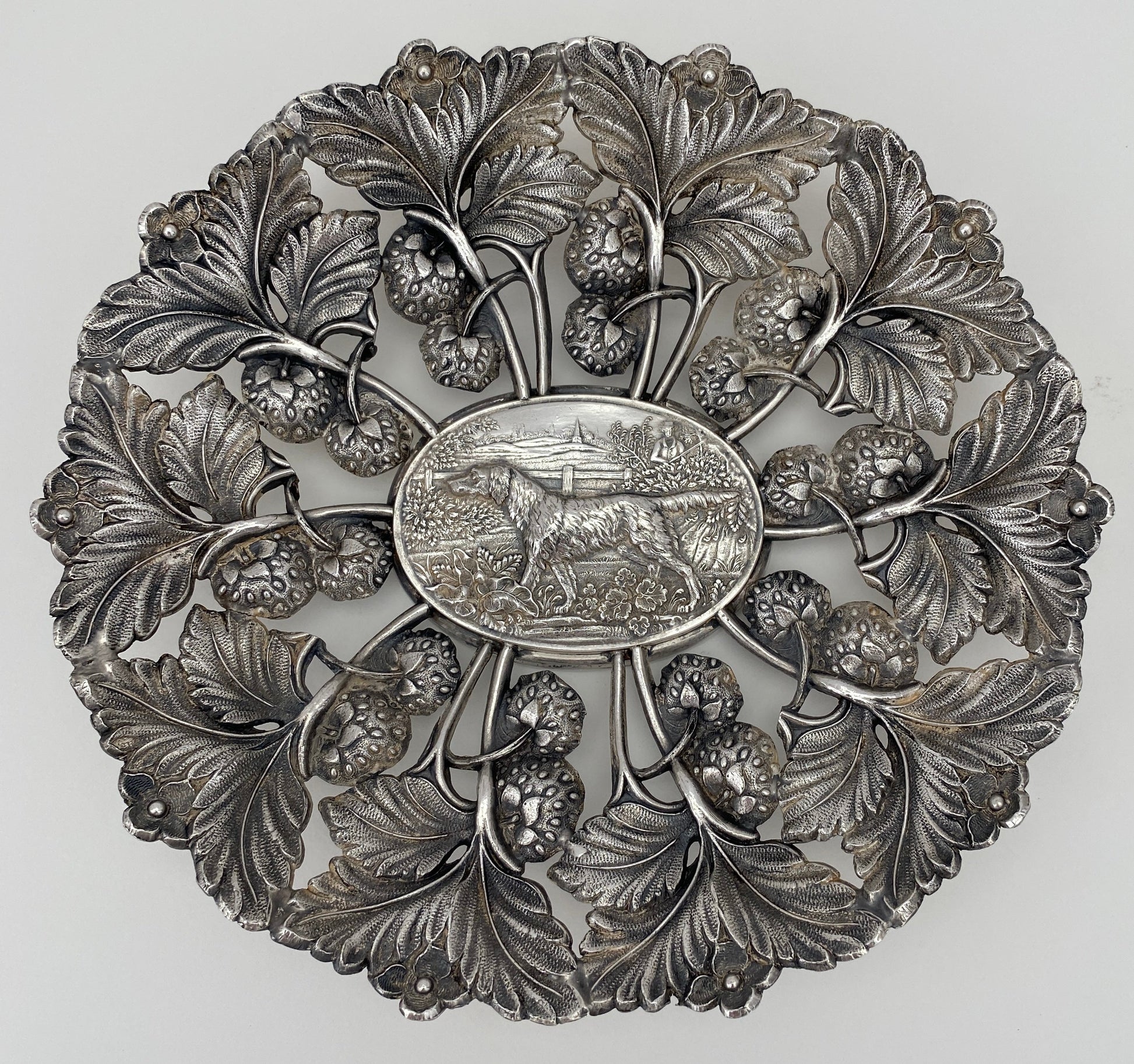 Reed and Barton Sculpted Bowl, Silver Plated Dish with Dog — detail 2