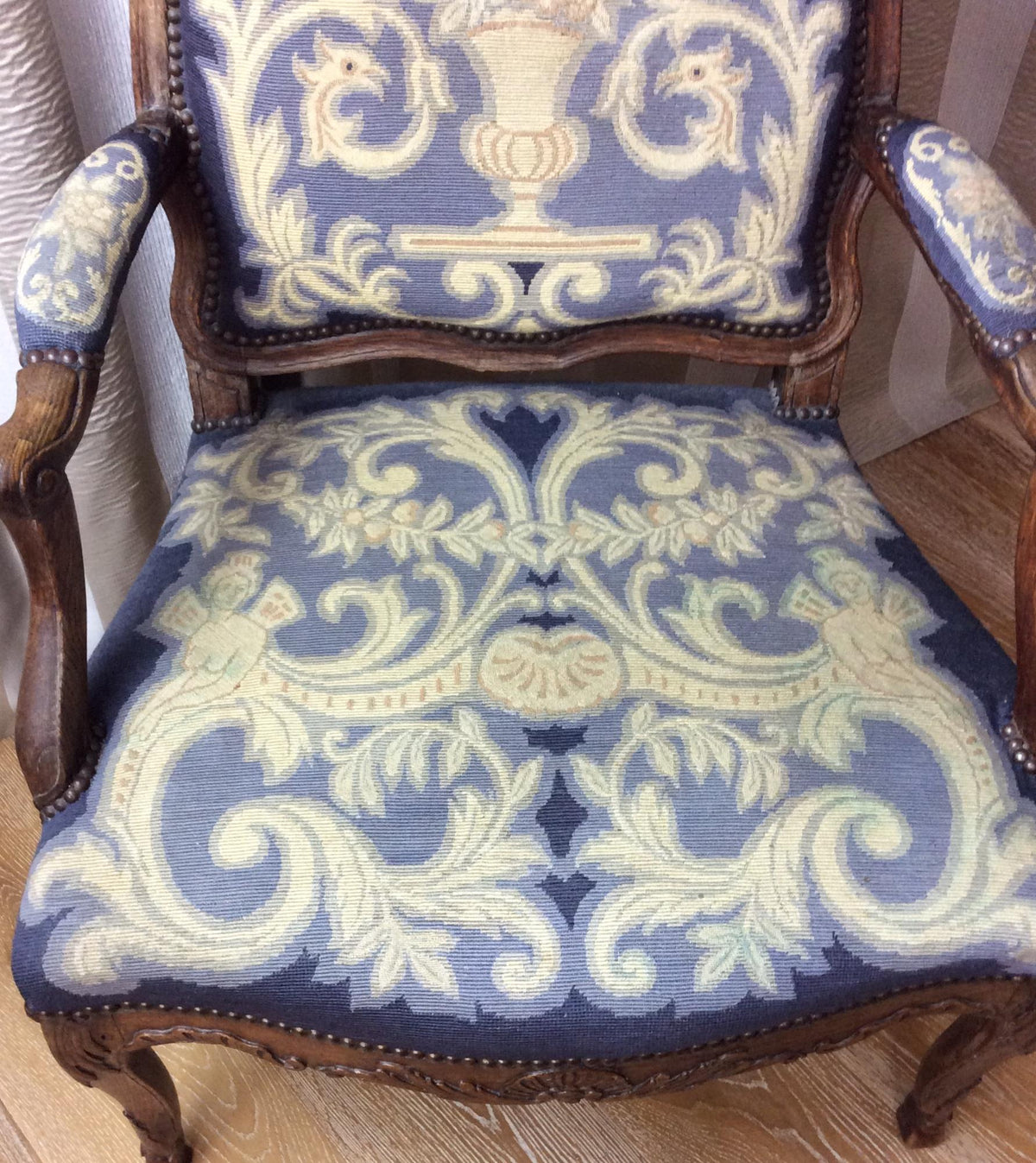 Early 18th Century French Régence Carved Armchair — detail 9