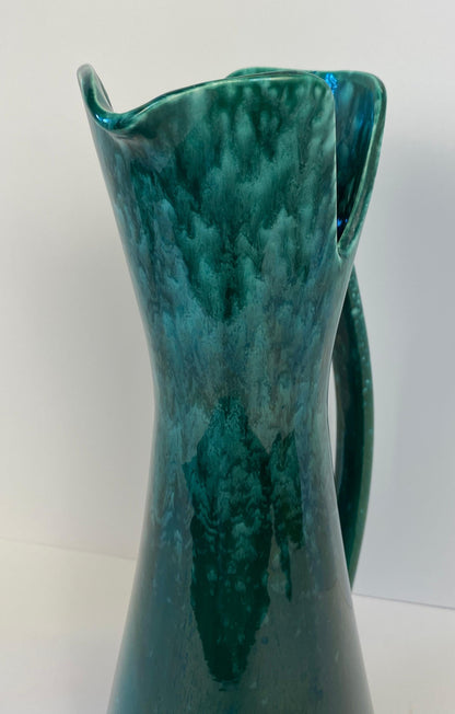 Royal Haeger Mid-Century Modern Handled Ceramic Vase, USA — detail 8