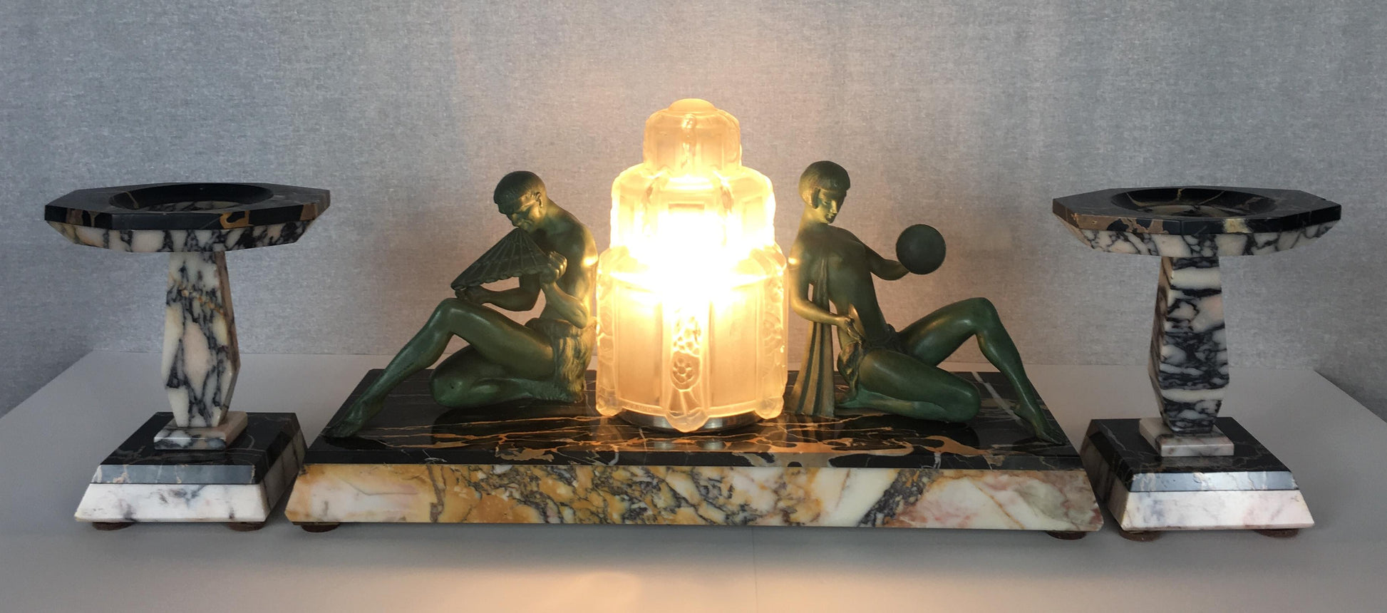 Marius-Ernest Sabino French Art Deco Table Lamp and Garniture Set, Signed — detail 10