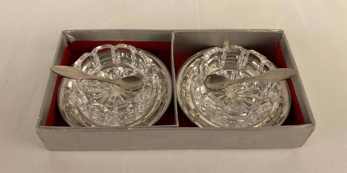 Art Deco Style Set of 2 Crystal Salt and Pepper Serving Dishes by Saglier France — detail 4