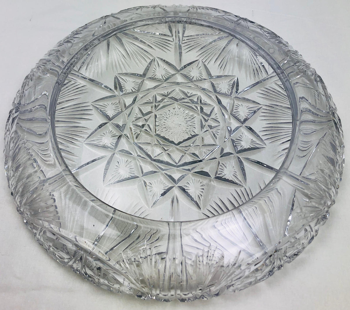 St. Louis French Hand Cut Crystal Decorative Bowl — detail 4