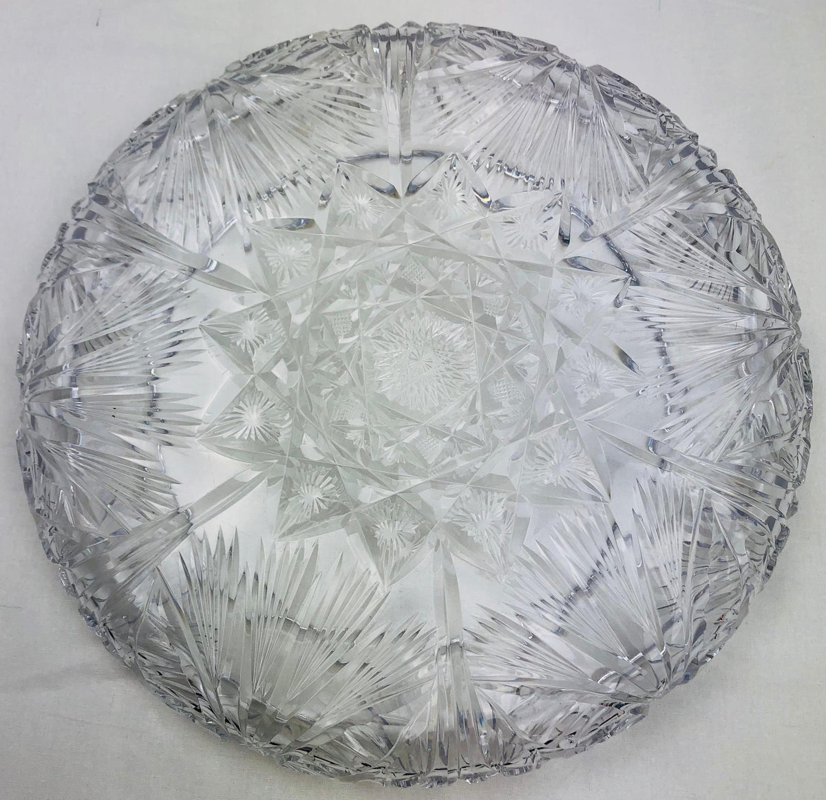St. Louis French Hand Cut Crystal Decorative Bowl — detail 6