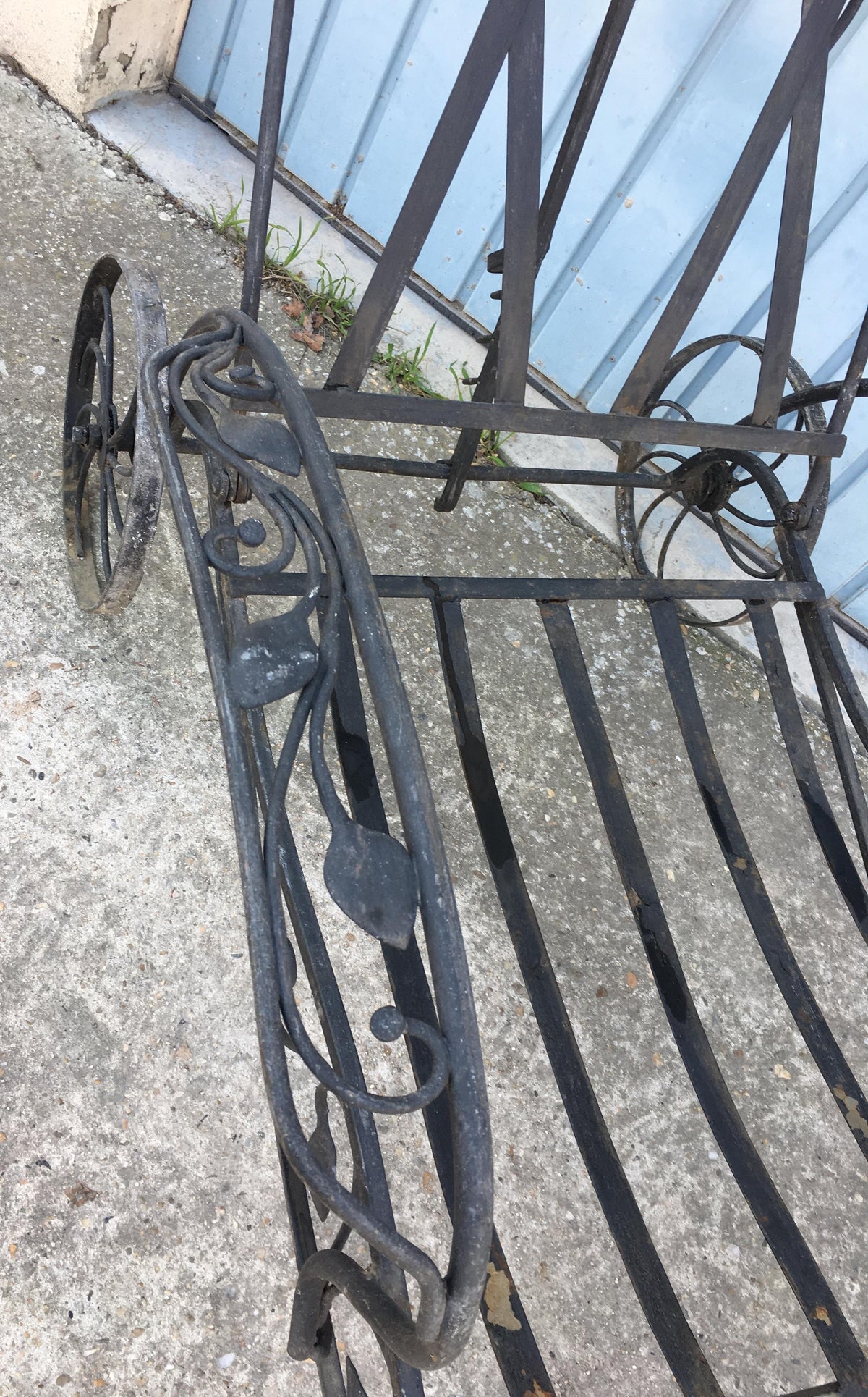 Salterini American Midcentury Hollywood Regency Lounge Chair — detail 4